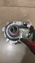 Cargar y reproducir el video en el visor de la galería, Turbo para Isuzu NHR/NKR/NLR (805345)
